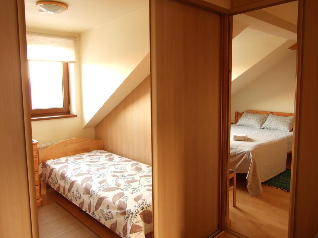 Sunlit Loft Apartment Рига Екстериор снимка